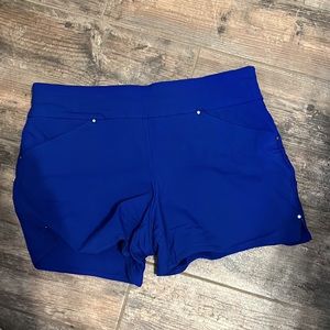 INC size 16 blue shorts